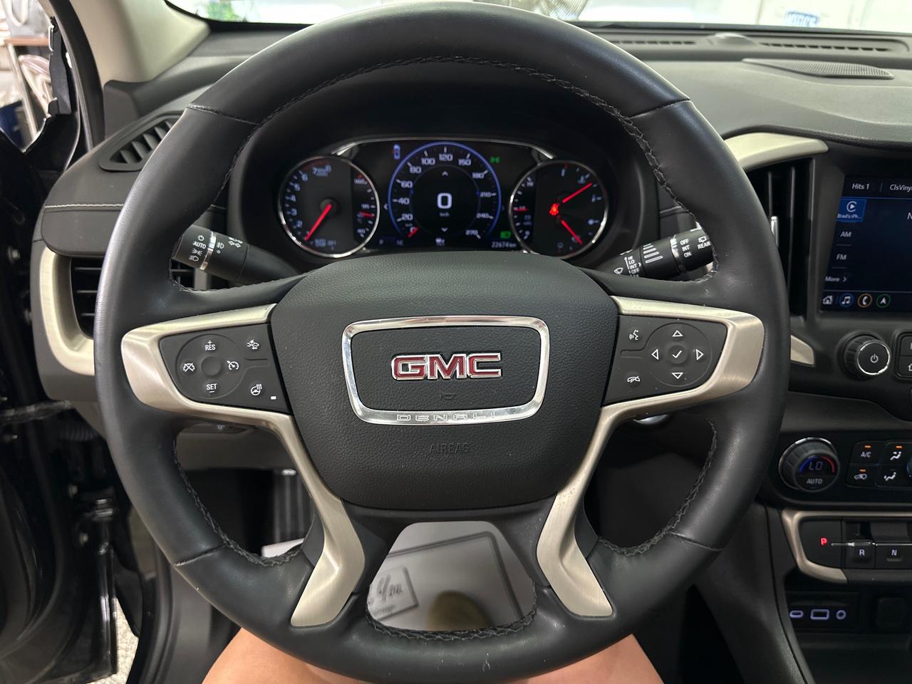 2024 GMC Terrain Denali Photo