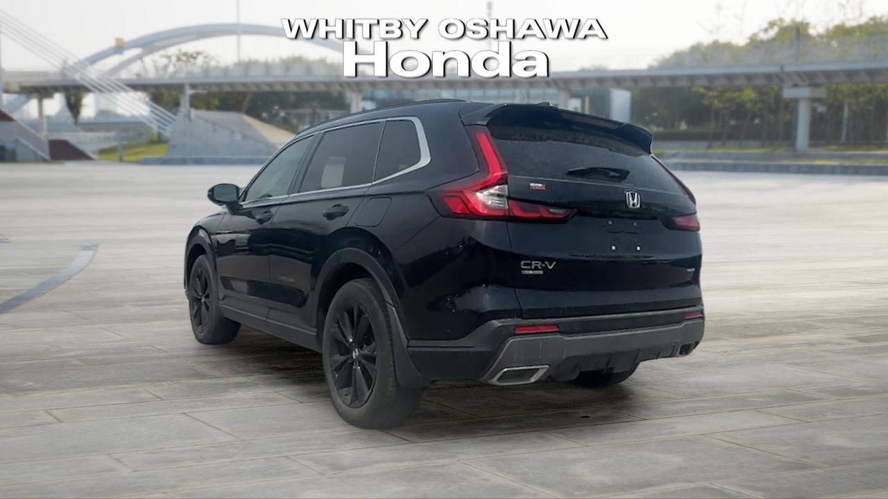 2023 Honda CR-V Hybrid Touring AWD Photo