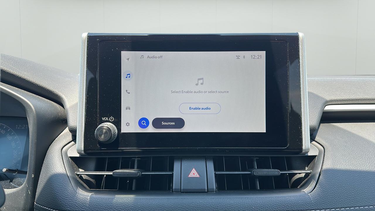 2025 Toyota RAV4 LE AWD Photo