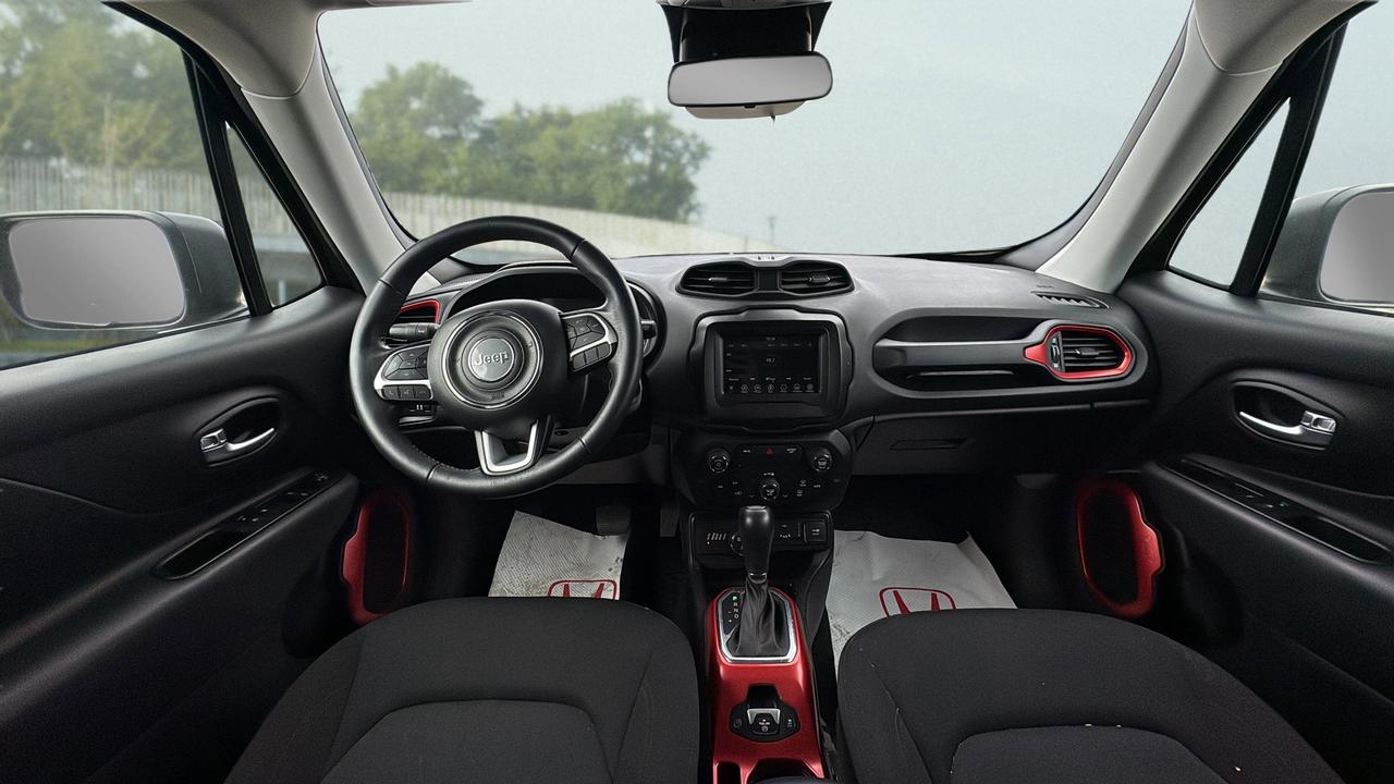 2019 Jeep Renegade Trailhawk 4x4 Photo