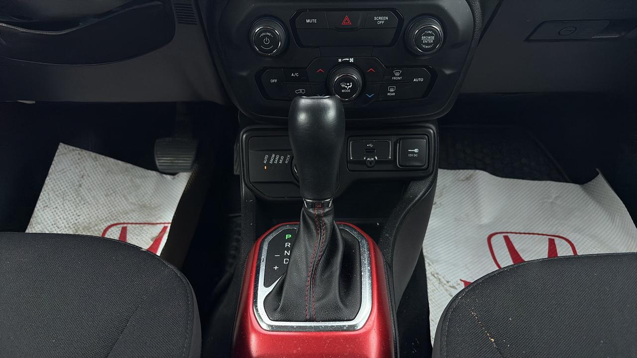 2019 Jeep Renegade Trailhawk 4x4 Photo