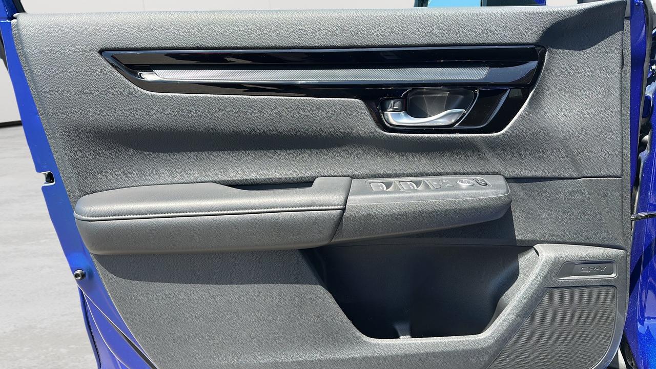 2025 Honda CR-V Sport AWD Photo