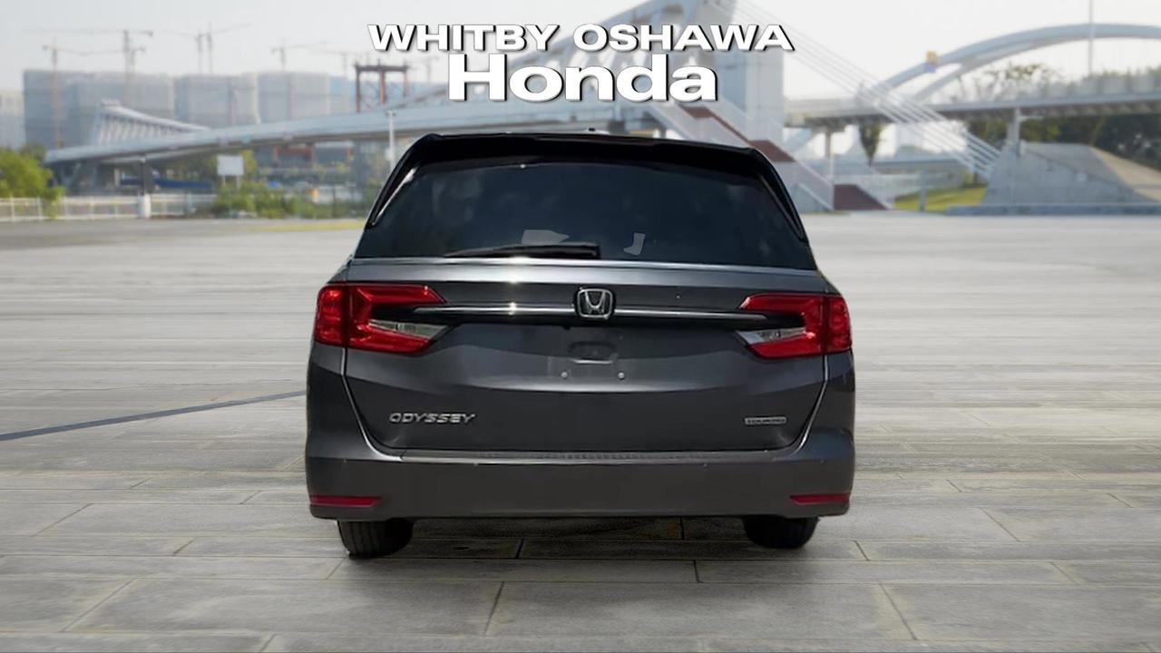 2023 Honda Odyssey Touring Auto Photo