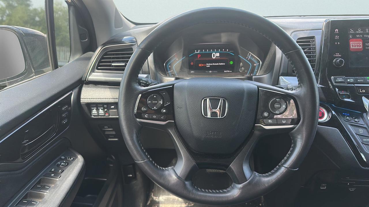 2023 Honda Odyssey Touring Auto Photo