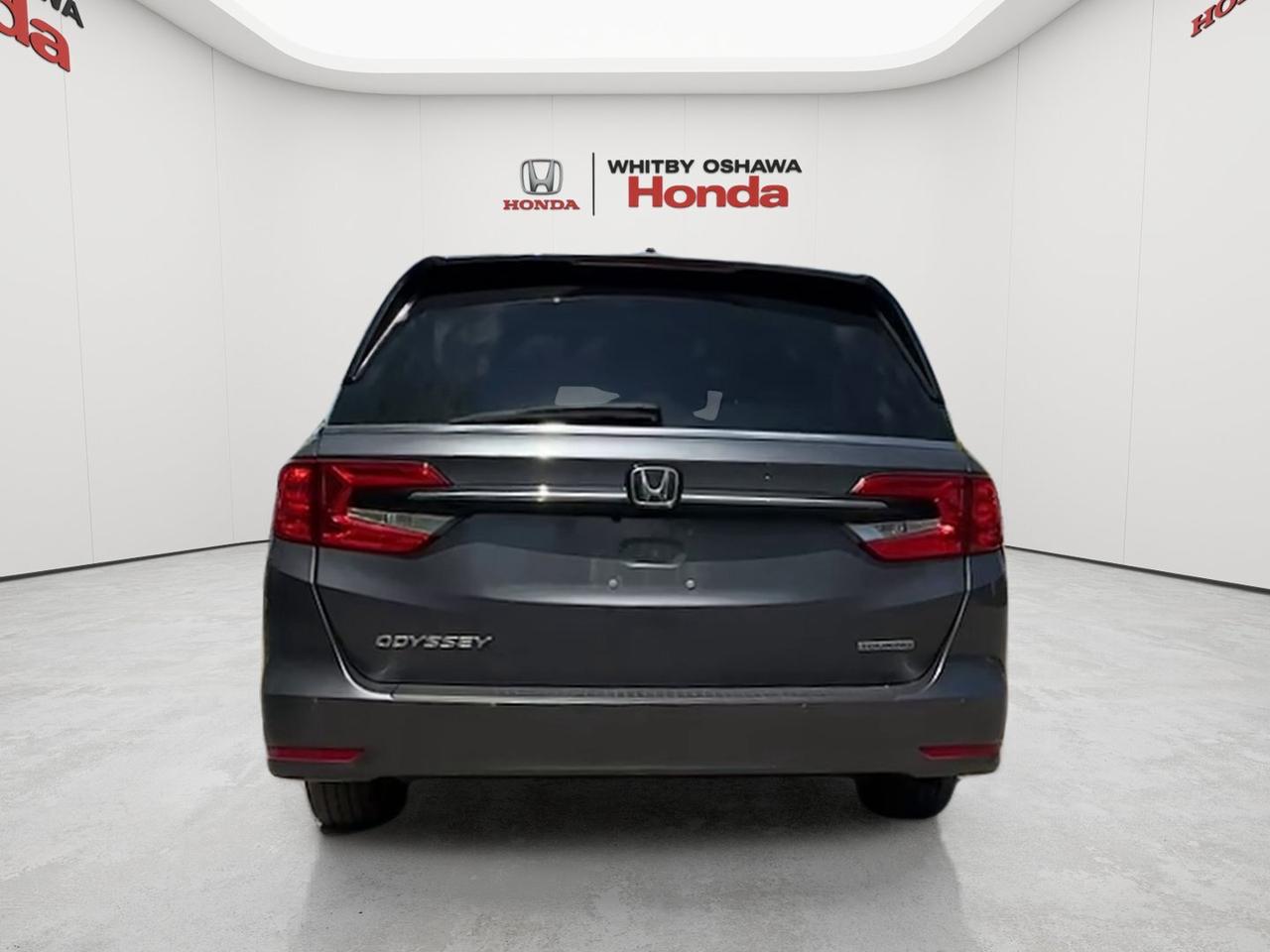 2023 Honda Odyssey Touring Auto Photo