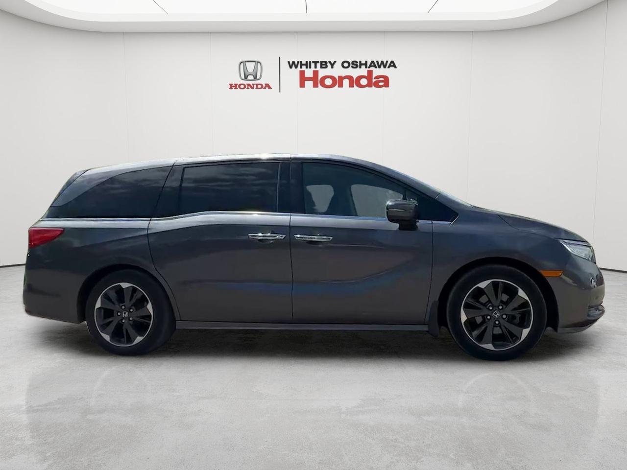 2023 Honda Odyssey Touring Auto Photo