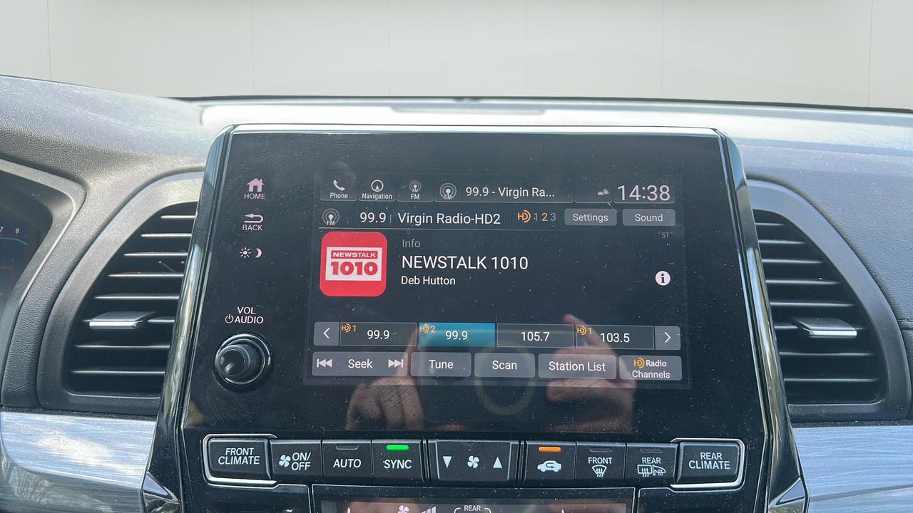 2023 Honda Odyssey Touring Auto Photo