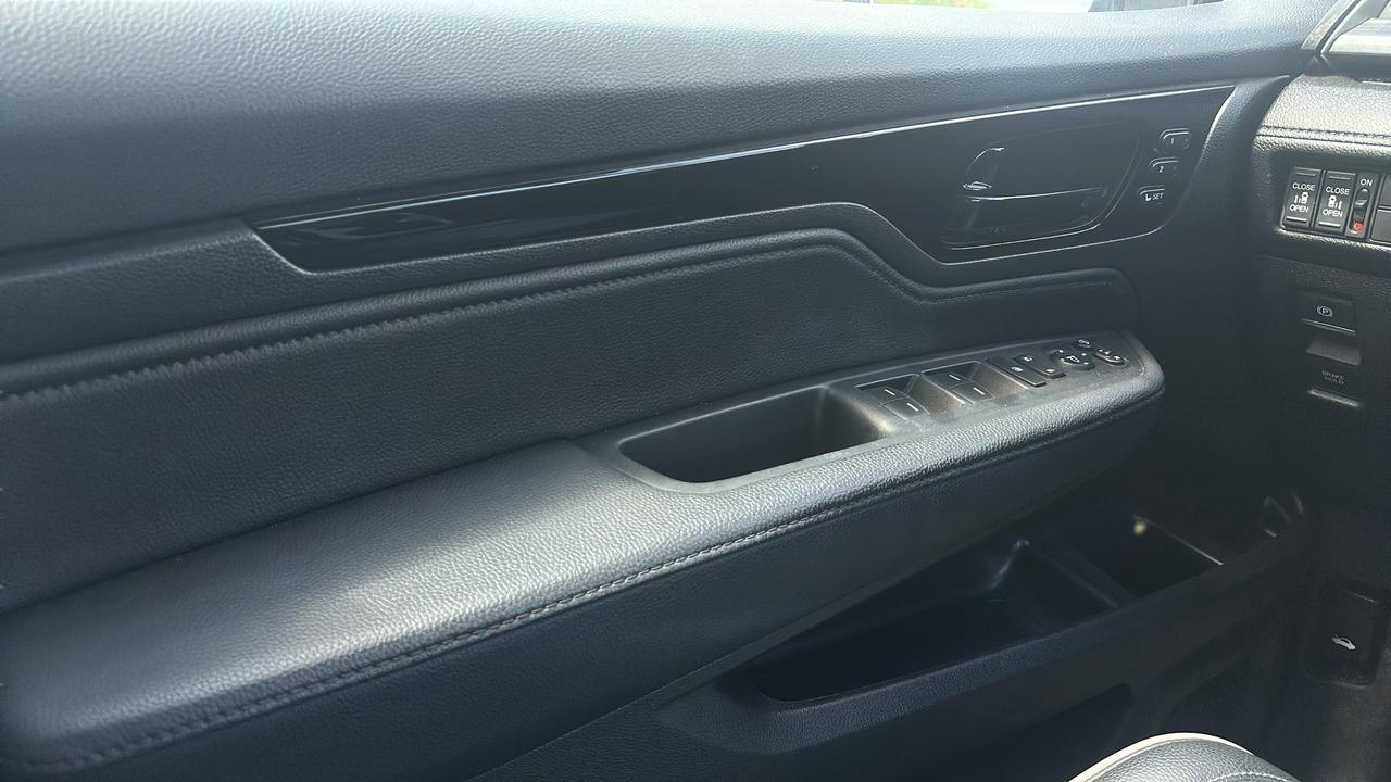 2023 Honda Odyssey Touring Auto Photo
