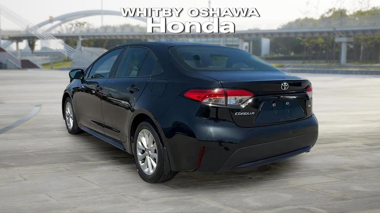 2022 Toyota Corolla LE CVT Photo