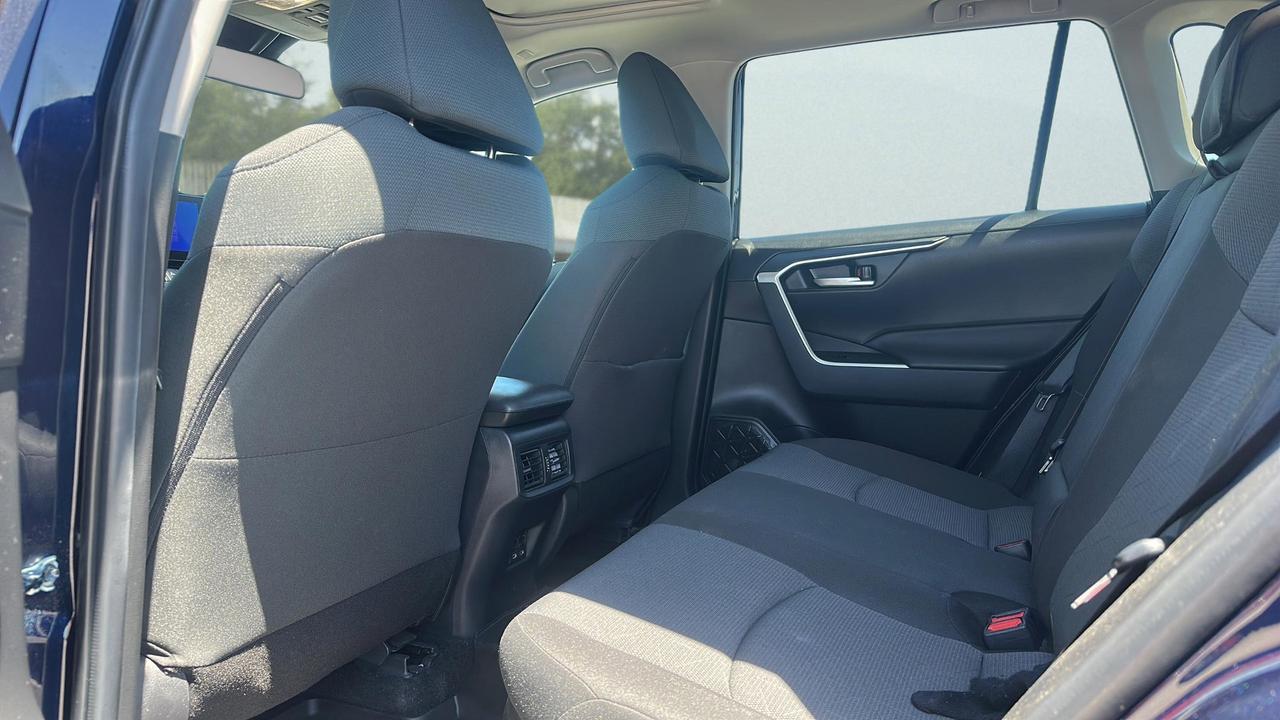 2025 Toyota RAV4 Hybrid  Photo