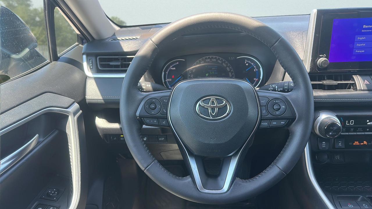 2025 Toyota RAV4 Hybrid  Photo
