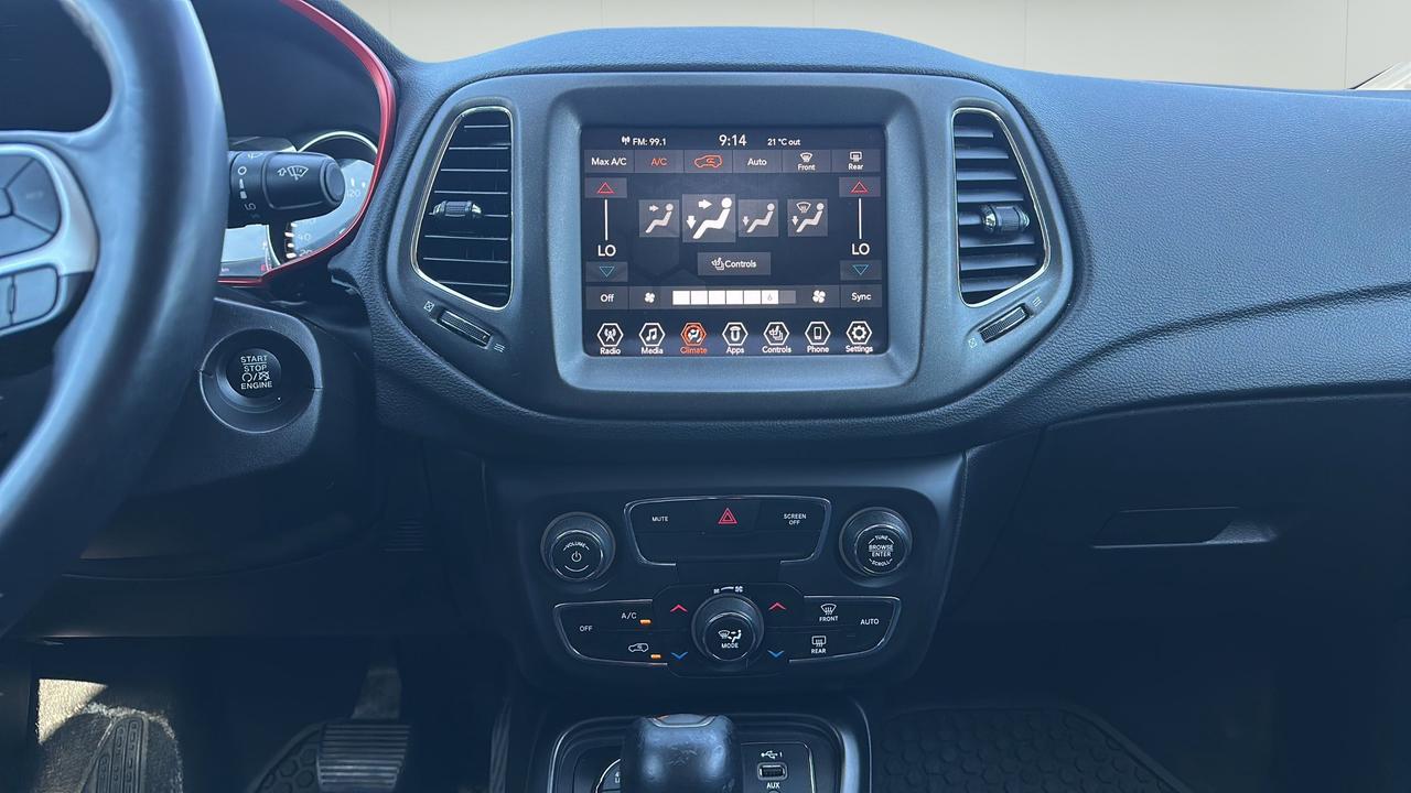 2020 Jeep Compass Trailhawk 4x4 Photo