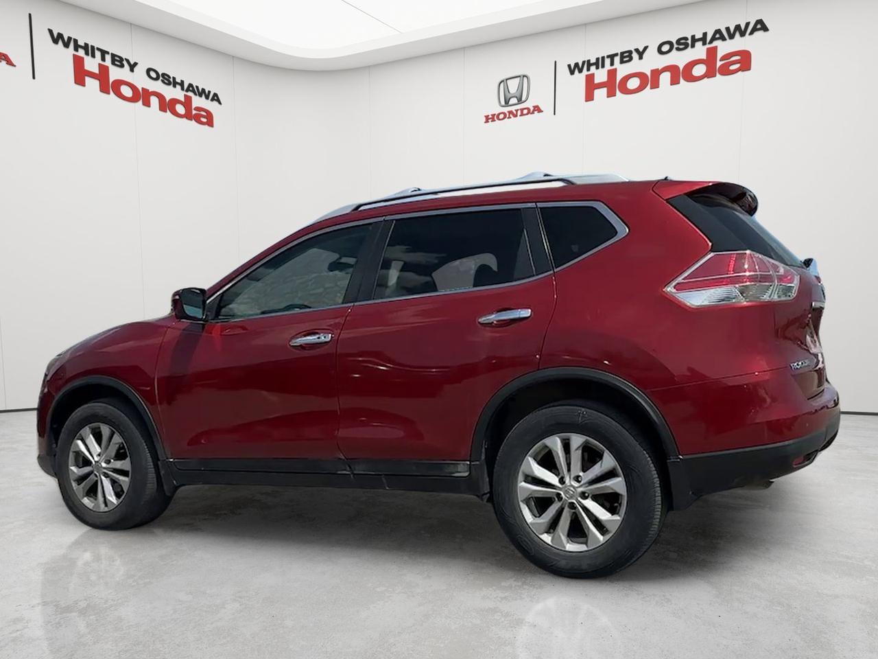 2016 Nissan Rogue  Photo3