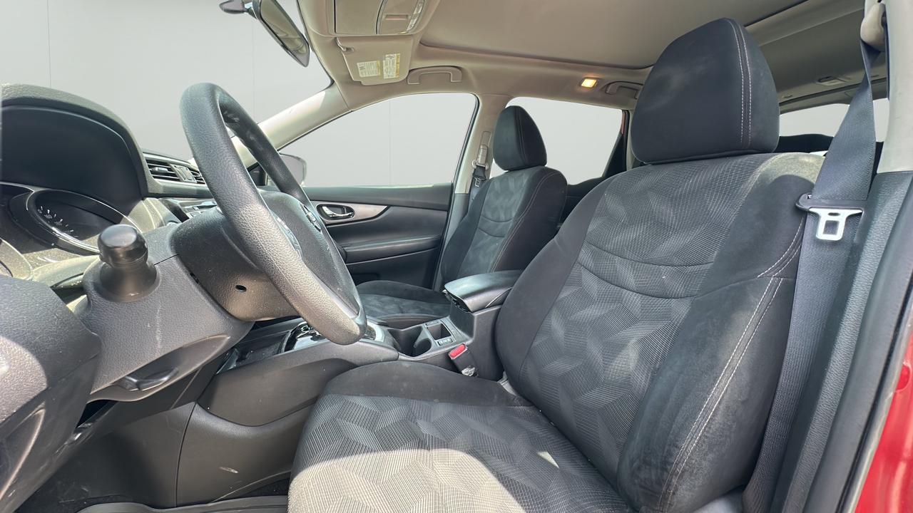 2016 Nissan Rogue  Photo