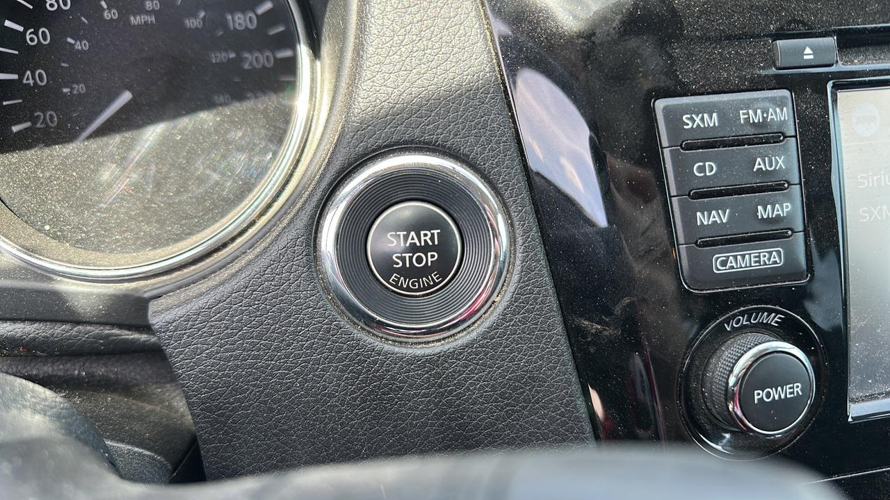 2016 Nissan Rogue  Photo