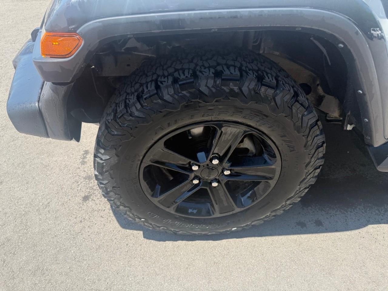 2023 Jeep Wrangler Sport 4dr 4x4 Photo3