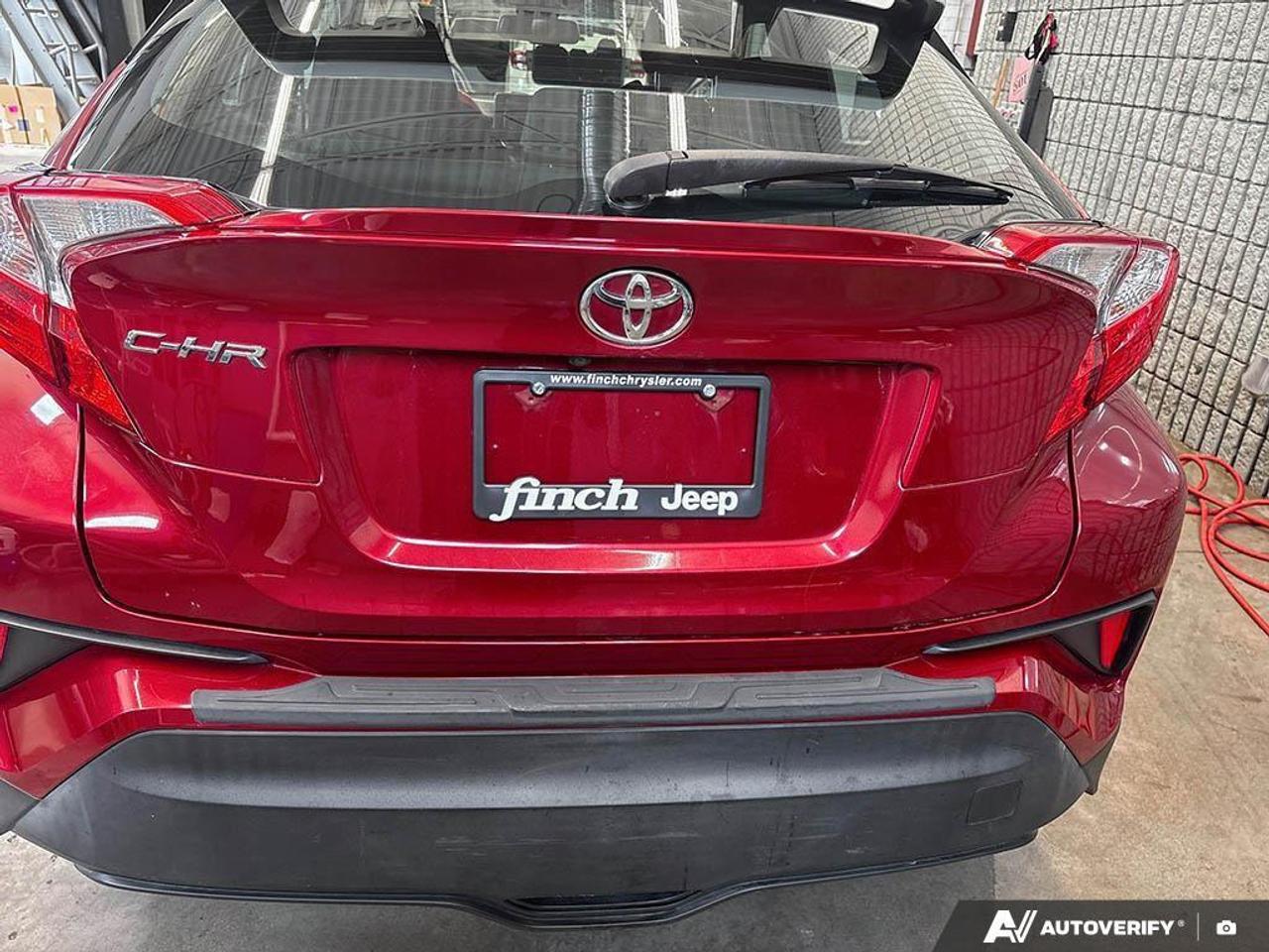 2018 Toyota C-HR XLE 4dr Front-Wheel Drive Sport Utility Photo