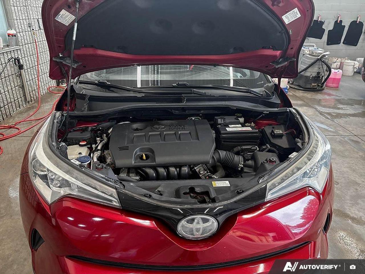 2018 Toyota C-HR XLE 4dr Front-Wheel Drive Sport Utility Photo