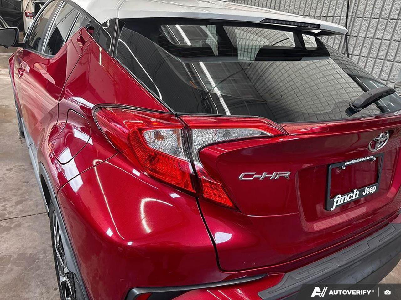2018 Toyota C-HR XLE 4dr Front-Wheel Drive Sport Utility Photo