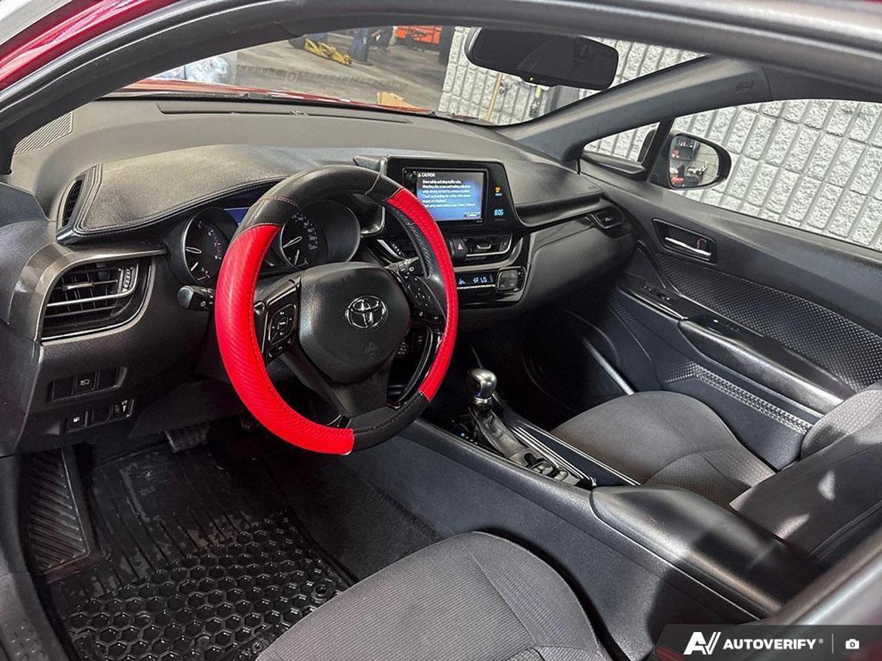 2018 Toyota C-HR XLE 4dr Front-Wheel Drive Sport Utility Photo
