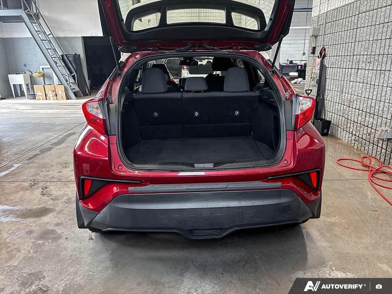 2018 Toyota C-HR XLE 4dr Front-Wheel Drive Sport Utility Photo