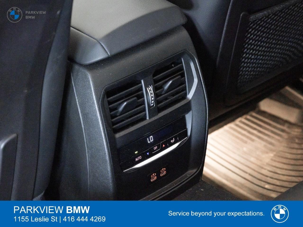 2023 BMW 330 i xDrive 4dr All-Wheel Drive Sedan Photo
