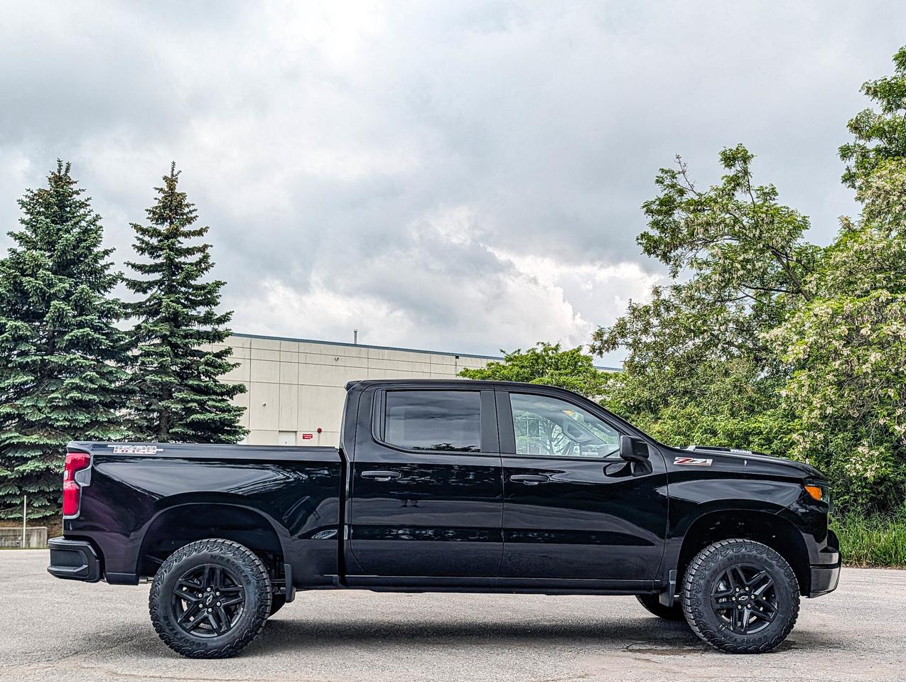 2026 Chevrolet Silverado 1500 Custom Trail Boss Photo