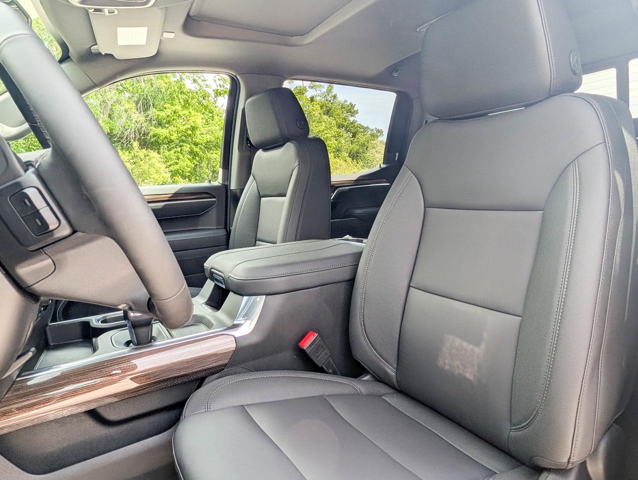 2026 Chevrolet Silverado 1500 RST Photo