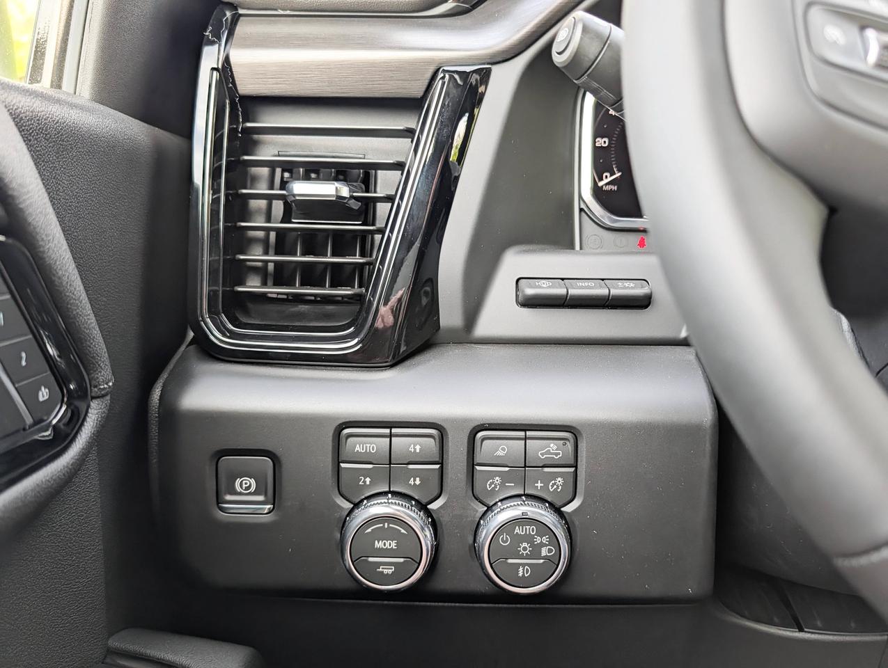 2026 GMC Sierra 1500 AT4 Photo