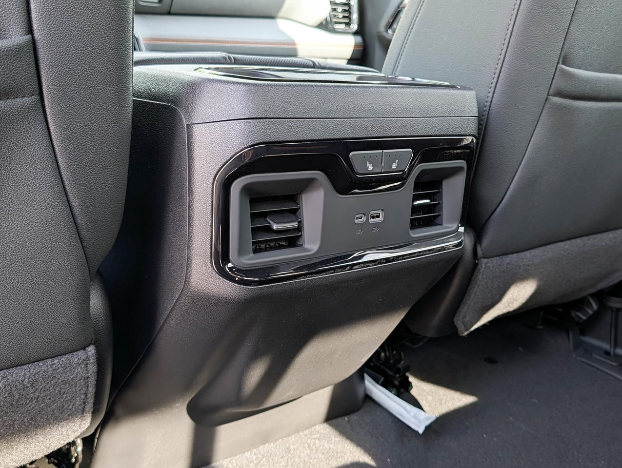 2026 GMC Sierra 1500 AT4 Photo