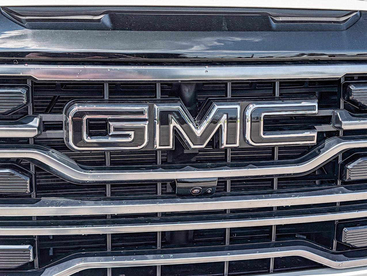 2026 GMC Sierra 1500 AT4 Photo