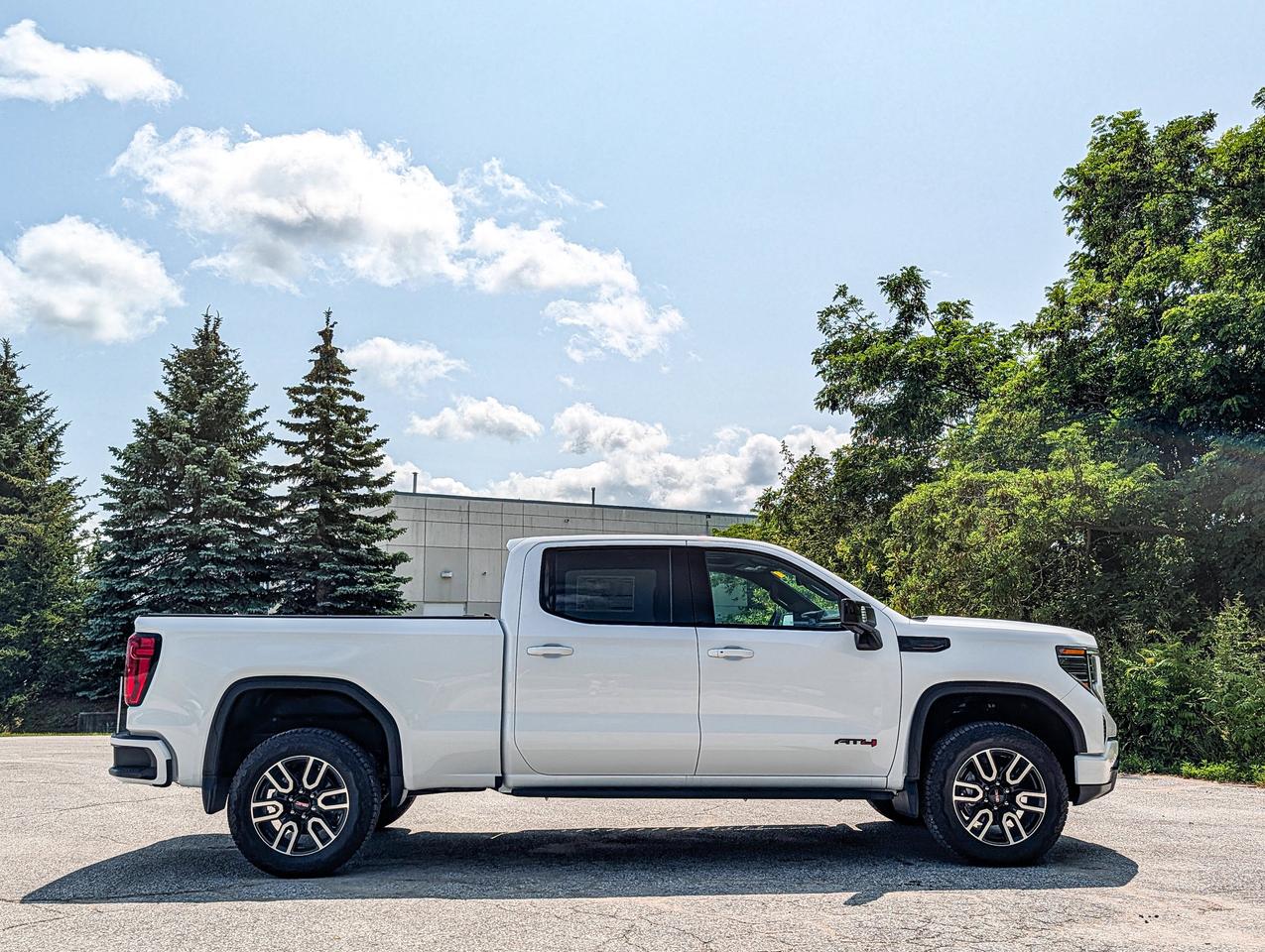 2026 GMC Sierra 1500 AT4 Photo