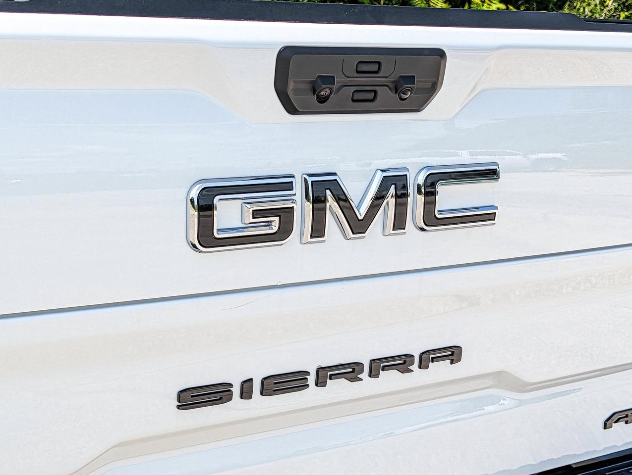 2026 GMC Sierra 1500 AT4 Photo