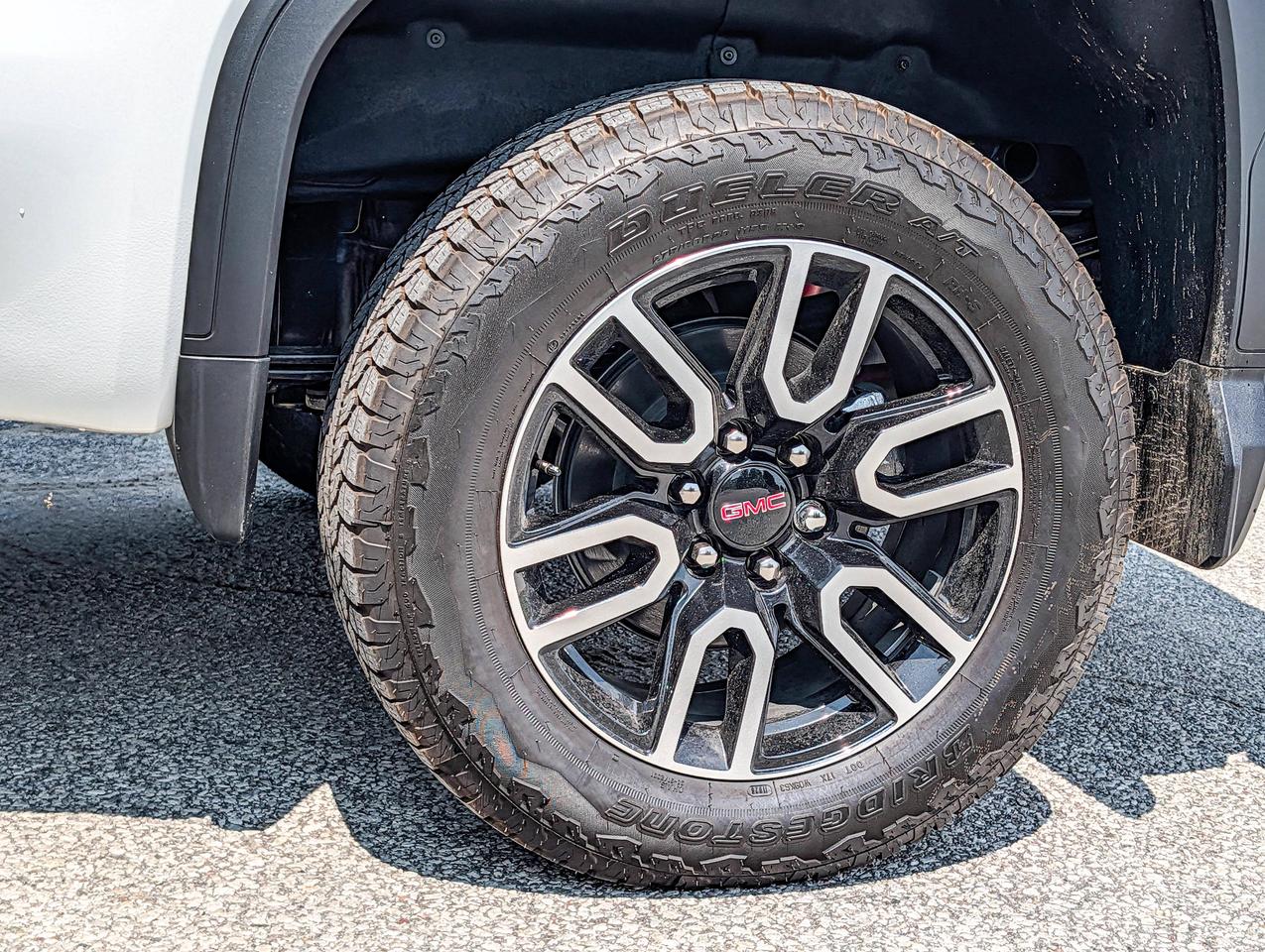 2026 GMC Sierra 1500 AT4 Photo