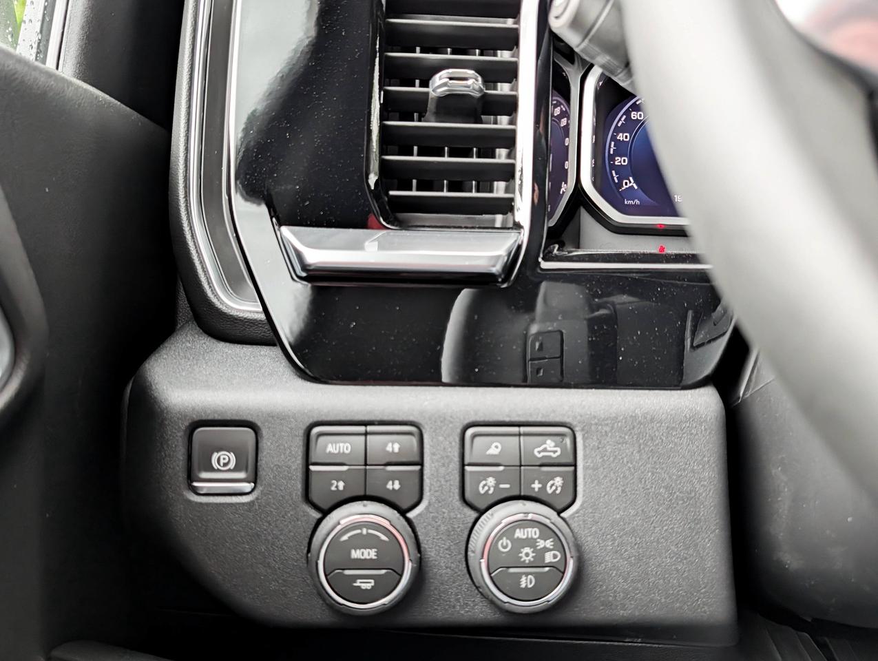 2026 Chevrolet Silverado 1500 RST Photo