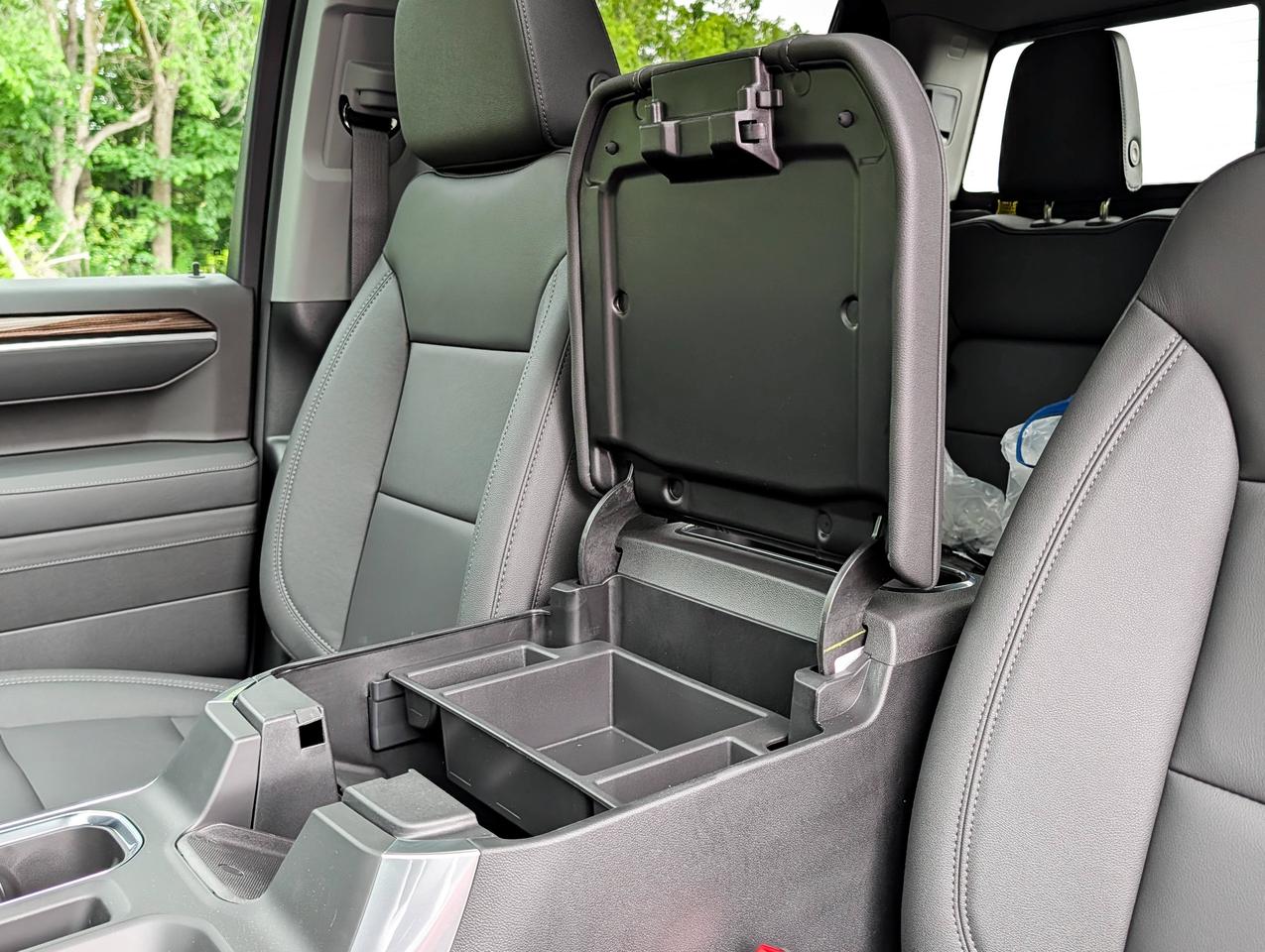 2026 Chevrolet Silverado 1500 RST Photo