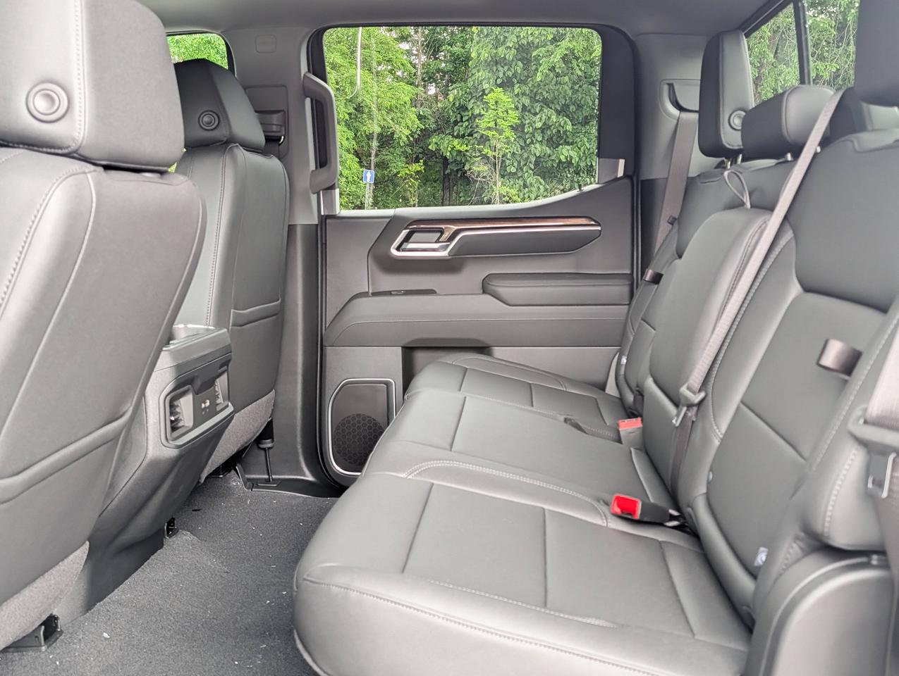 2026 Chevrolet Silverado 1500 RST Photo