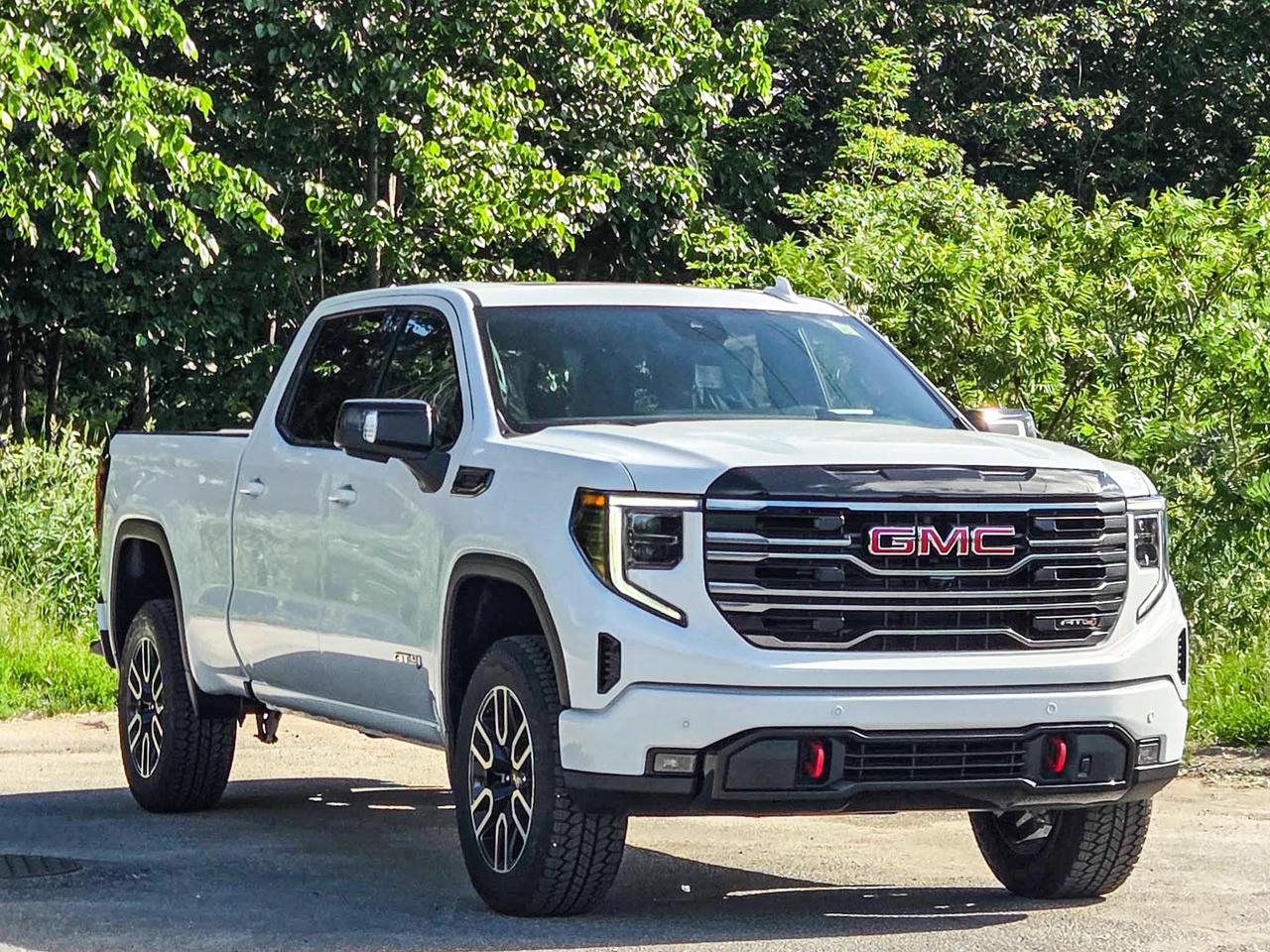 2026 GMC Sierra 1500 AT4 Photo