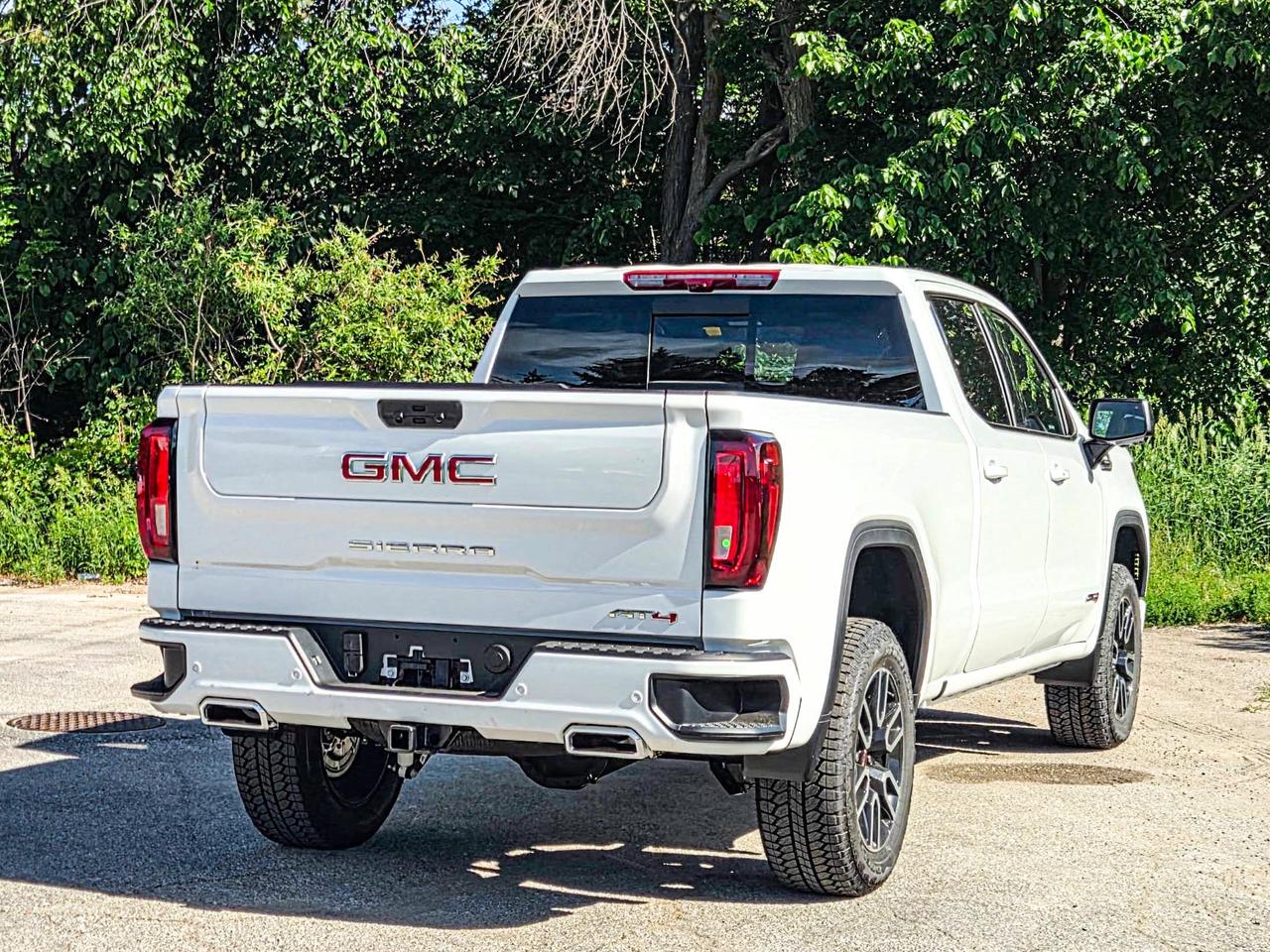 2026 GMC Sierra 1500 AT4 Photo