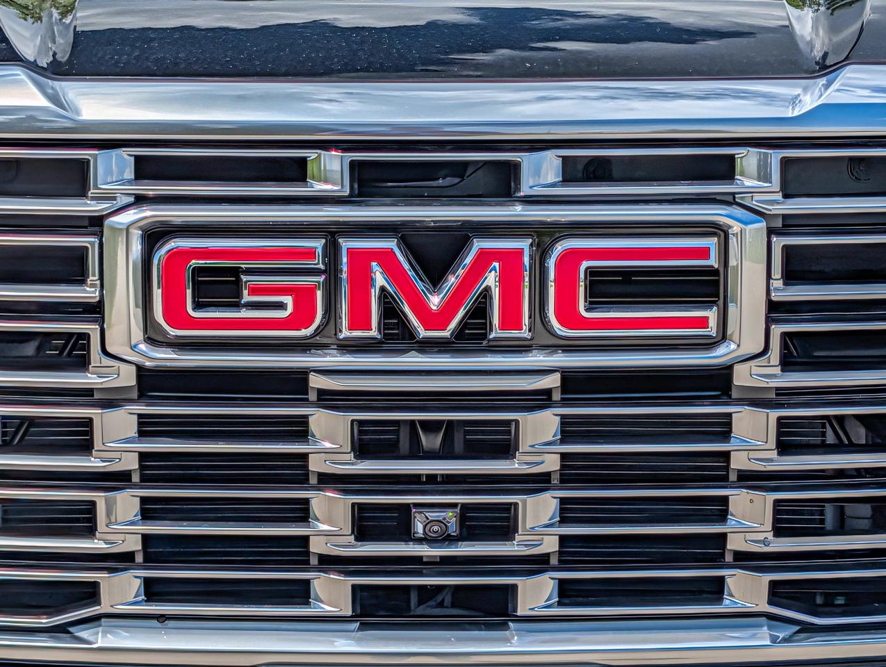 2026 GMC Yukon Denali Photo