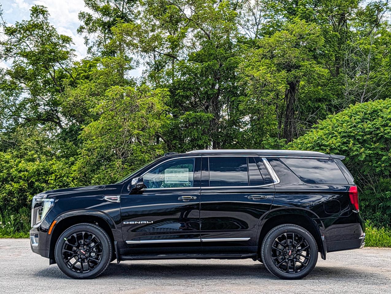 2026 GMC Yukon Denali Photo