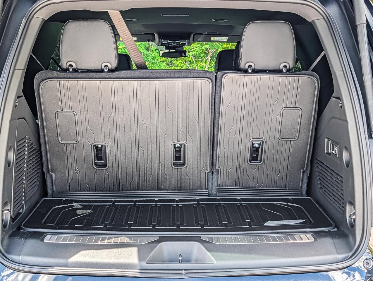2026 GMC Yukon Denali Photo