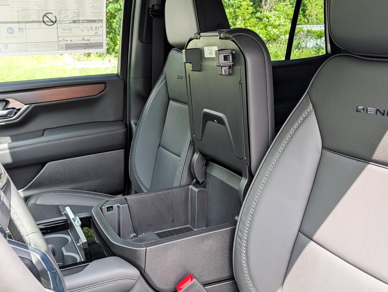 2026 GMC Yukon Denali Photo