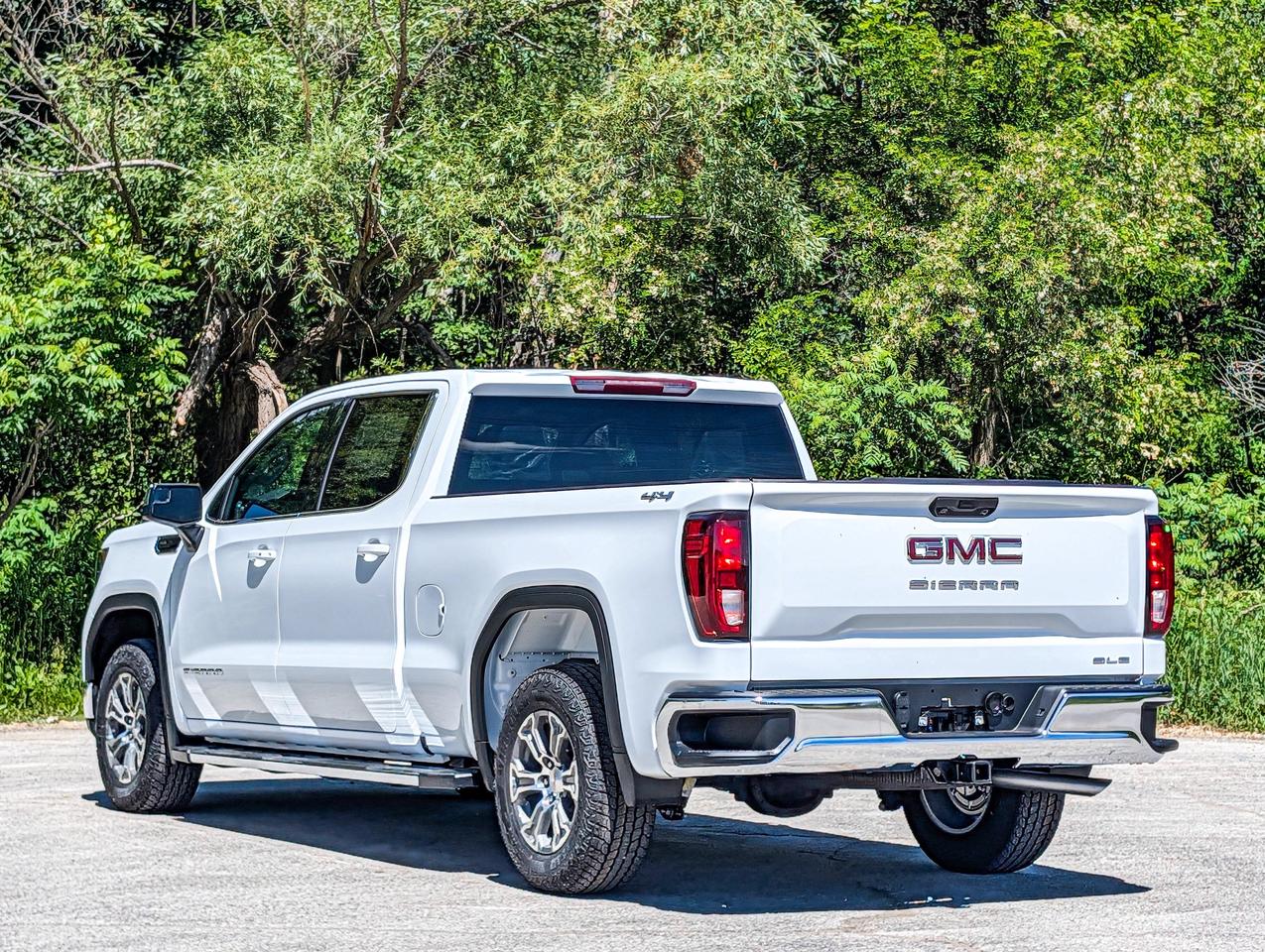 2026 GMC Sierra 1500 SLE Photo