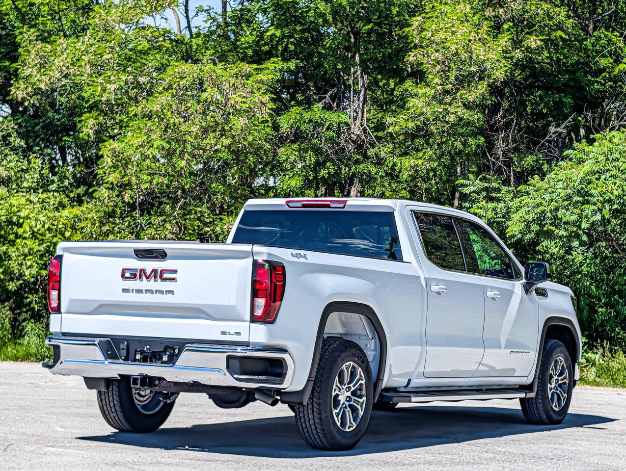 2026 GMC Sierra 1500 SLE Photo