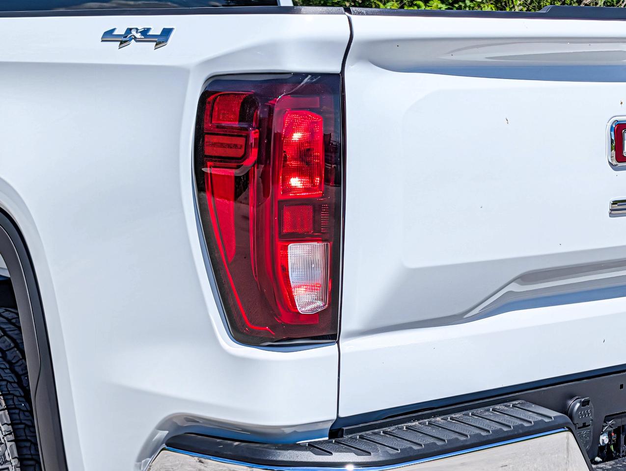 2026 GMC Sierra 1500 SLE Photo