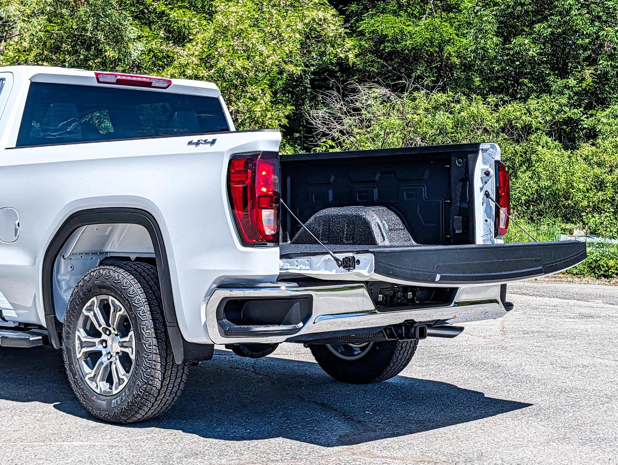 2026 GMC Sierra 1500 SLE Photo