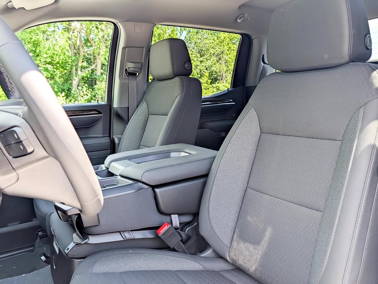 2026 GMC Sierra 1500 SLE Photo