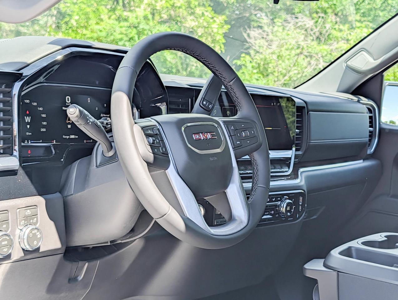 2026 GMC Sierra 1500 SLE Photo