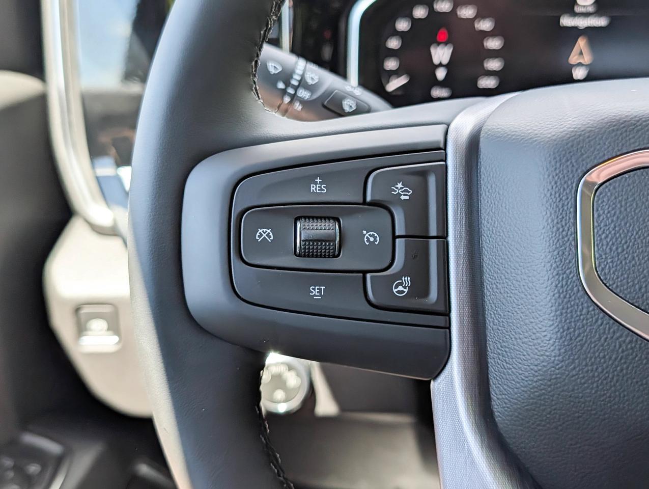 2026 GMC Sierra 1500 SLE Photo